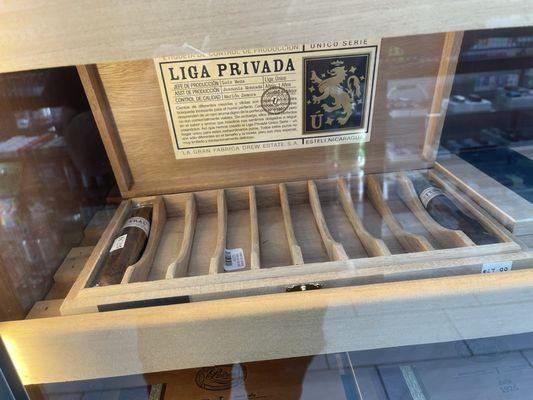 Very rare cigar to find! Liga Privada