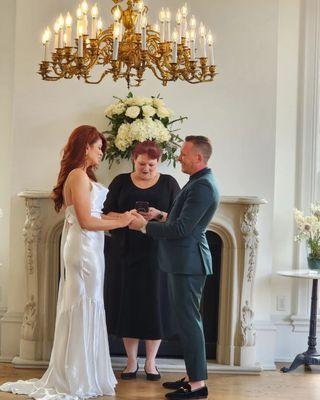 A fun little wedding in downtown Houston. Love that chandelier and fireplace!!