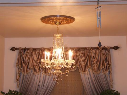 Asha's Dining room after we comleted the Makeover, based on the design and colours of a picture frame in the dining room.