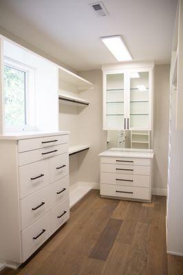 Western Hardwood Cabinets Inc