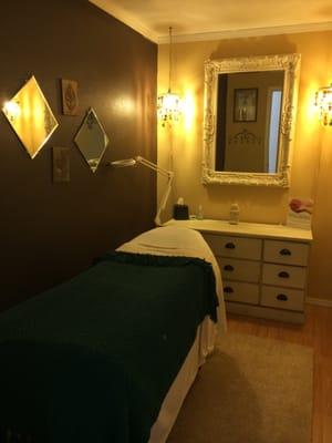 Clean relaxing space!