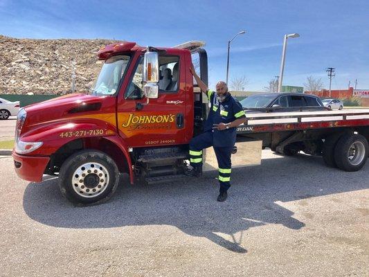 Johnson's Towing