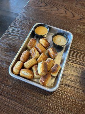 Pretzel bites with Dijon honey mustard and beer cheese