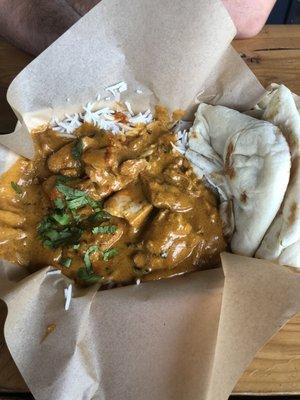 Butter chicken bowl with naan