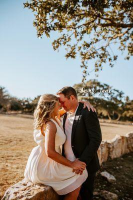 Sarah Jane Weddings + Portraits