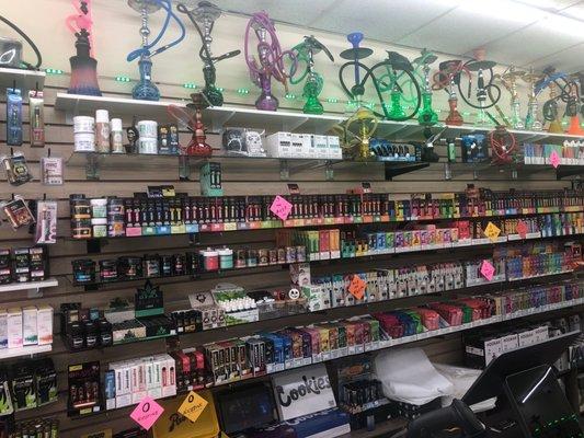 Puff 'N Pass Smoke Shop