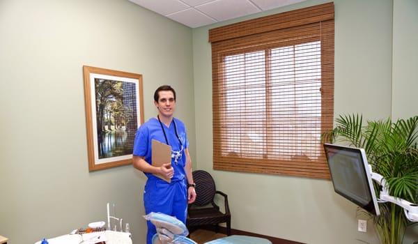 Dr. Earnest will work one-on-one with you for the best dental care options.