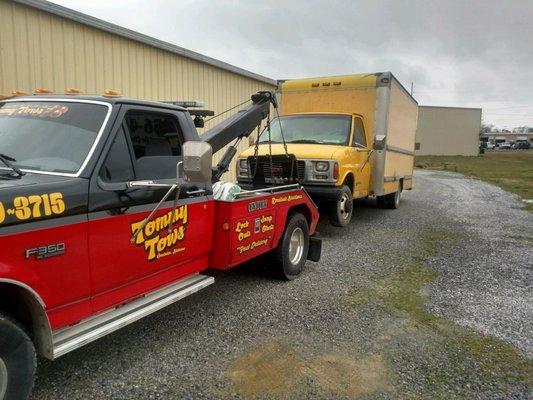 Tommy Tows Towing & Recovery