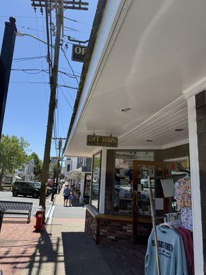 Storefront of an incredibly rude old woman who is abusive toward customers.