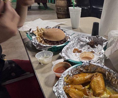 Food is amazing they have so many new things on the menu I didn't know what to get