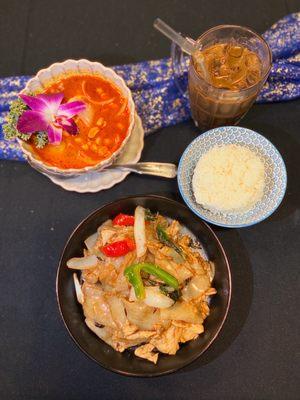 drunken noodle and massamun curry