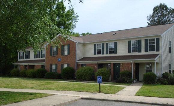 Waypoint at Hidenwood by Kettler Apartments