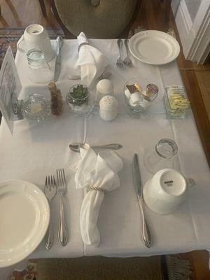Elegantly set breakfast table!