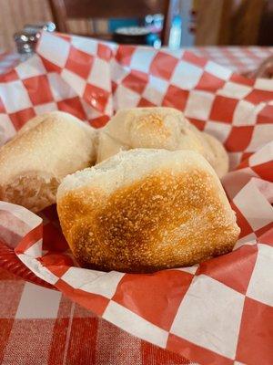 Bread with olive oil, roasted garlic (not pictured)