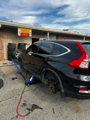 Mbawah 's tires sales and repairs