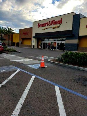 Smart & Final Extra!