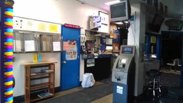 Entryway.... Play and win!