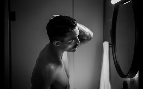 The Hollywood Manscaper