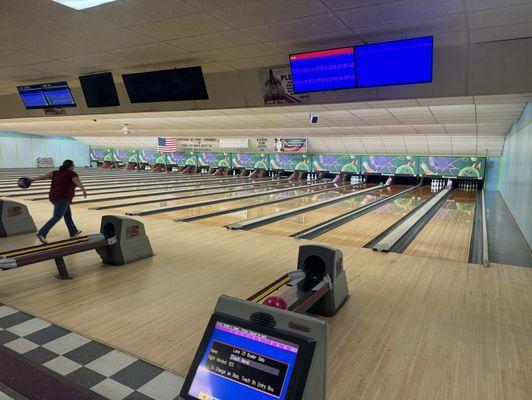 Wolcott Lanes