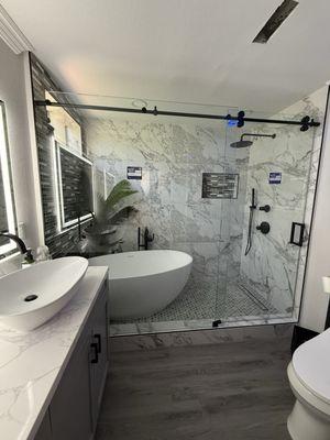 Sliding shower door