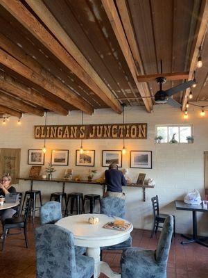 Clingans Junction- cabins + coffee