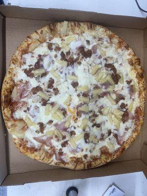 Hawain pizza extra extra cheese .