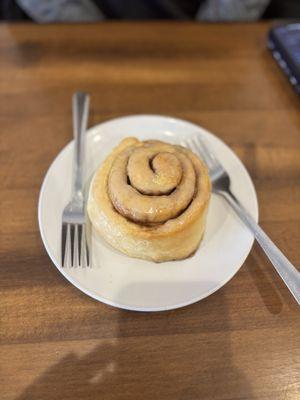 Gluten free cinnamon roll