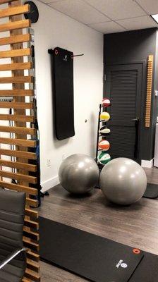 Defy Therapy & Wellness