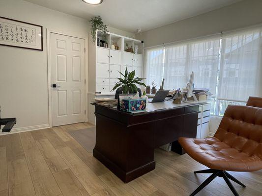 Zoe Acupuncture & Herbs Center