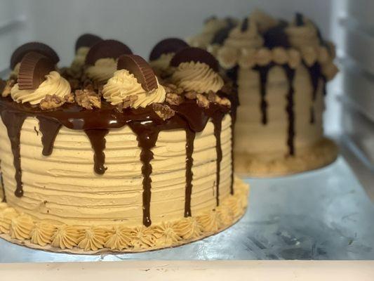 Sugar Momma's Custom Cakes & Desserts