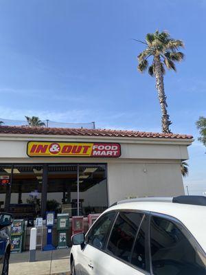 In & Out Food Mart