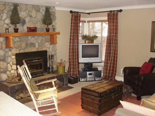 Fireside 114. 1 bedroom condo sleeps up to 4