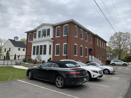 Graves Memorial Library