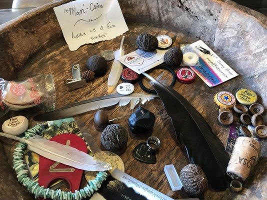 Moon-Cache Leave a treasure