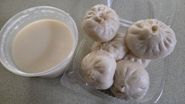 Pork buns, Soy milk