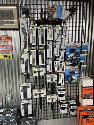 SOG knives and bowfishing rigs