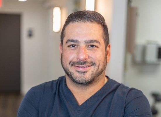 Mihran Asinmaz - Palm Beach Dental Excellence