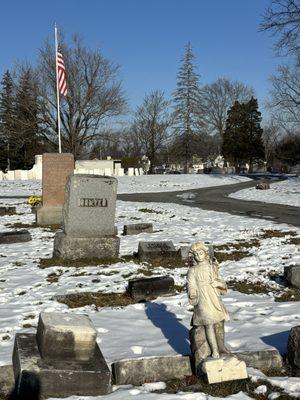 Graceland Cemetery & Mausoleum