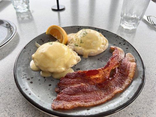 Eggs Benedict