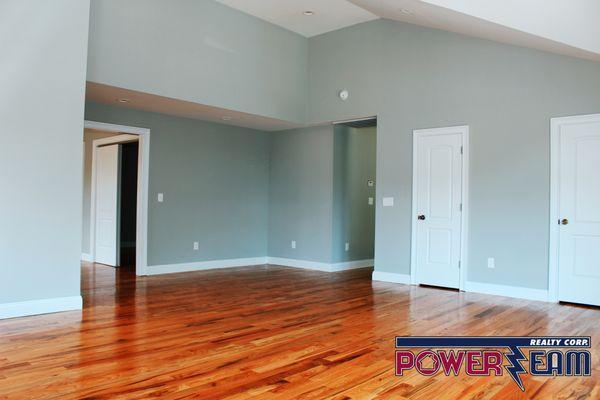 Power Team Realty