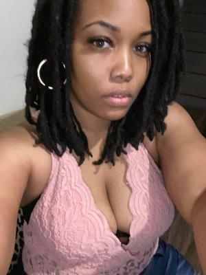 Lash extensions and brow tint