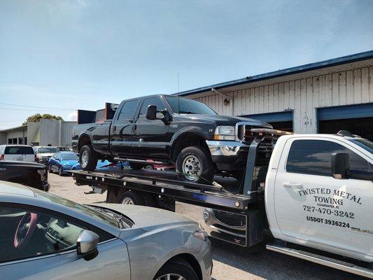 Twisted Metal Towing