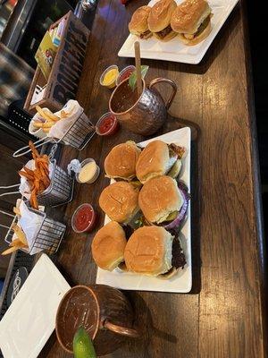 5 Star Burger veggie burger and chicken sandwich