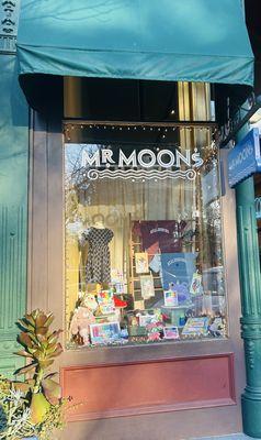 Mr Moon's
