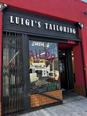 Luigi Dellaripa Custom Tailor of Van Nuys