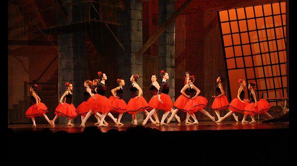 Lebanon Ballet School