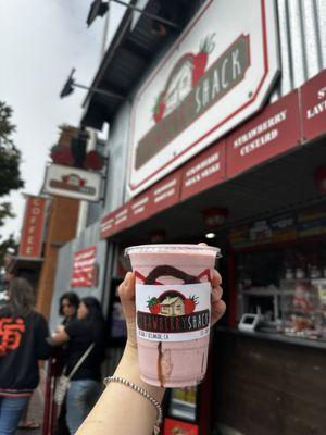 Strawberry shake