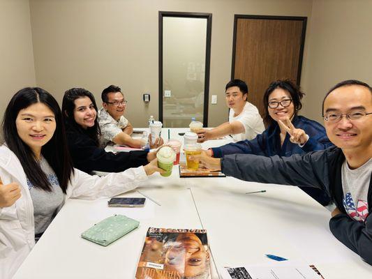 Interactive English classes at AELS Fullerton helping students build confidence and fluency.