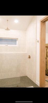 Bathroom shower glass partition