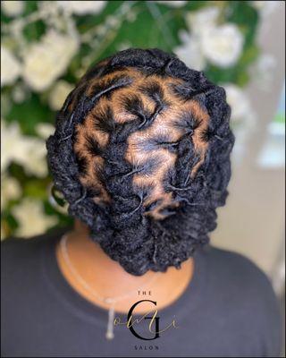Natural hair loc style
